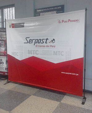 banner stand ajustable